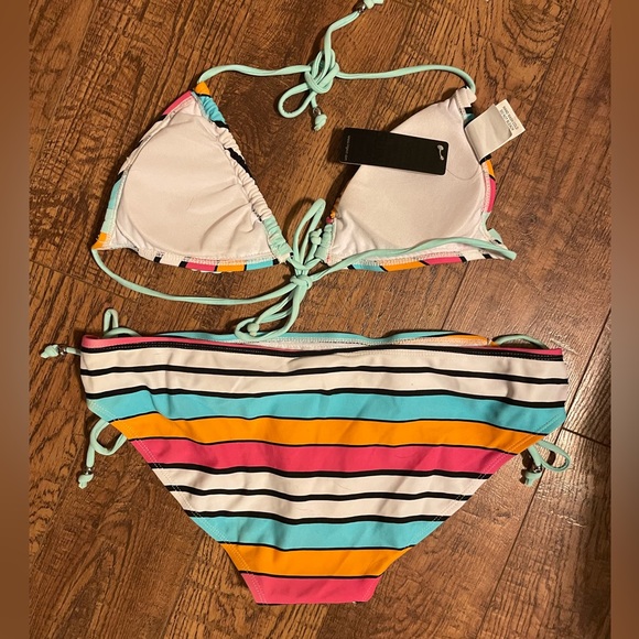 Ingear Bikini - Picture 2 of 8